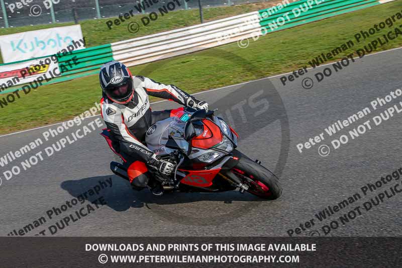 PJM Wedding Photography;enduro digital images;event digital images;eventdigitalimages;mallory park;mallory park photographs;mallory park trackday;mallory park trackday photographs;no limits trackdays;peter wileman photography;racing digital images;trackday digital images;trackday photos